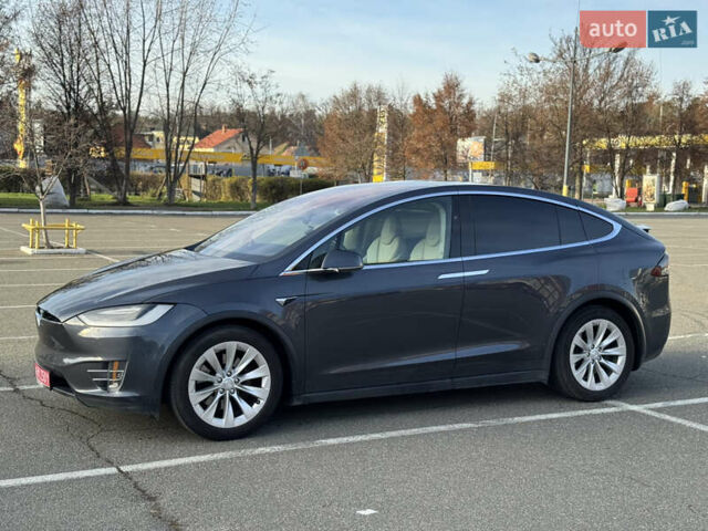 Серый Тесла Модель Х, объемом двигателя 0 л и пробегом 233 тыс. км за 17500 $, фото 34 на Automoto.ua