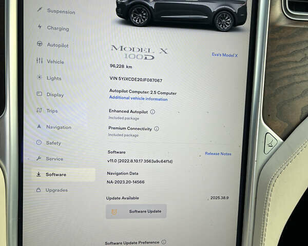 Серый Тесла Модель Х, объемом двигателя 0 л и пробегом 96 тыс. км за 16900 $, фото 16 на Automoto.ua