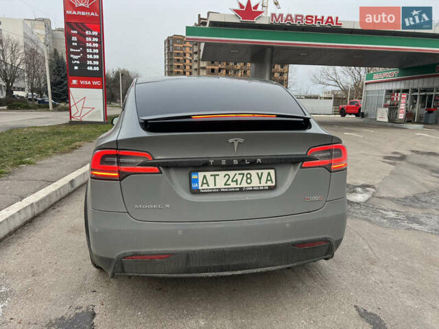 Серый Тесла Модель Х, объемом двигателя 0 л и пробегом 122 тыс. км за 22500 $, фото 1 на Automoto.ua