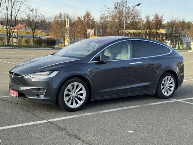 Серый Тесла Модель Х, объемом двигателя 0 л и пробегом 233 тыс. км за 17500 $, фото 22 на Automoto.ua