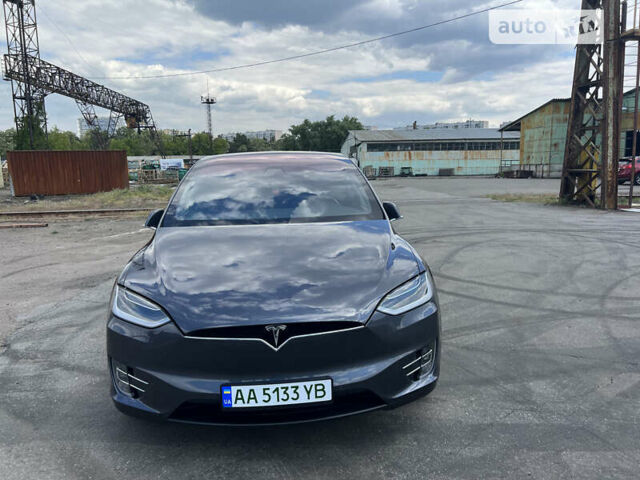 Серый Тесла Модель Х, объемом двигателя 0 л и пробегом 114 тыс. км за 32000 $, фото 52 на Automoto.ua