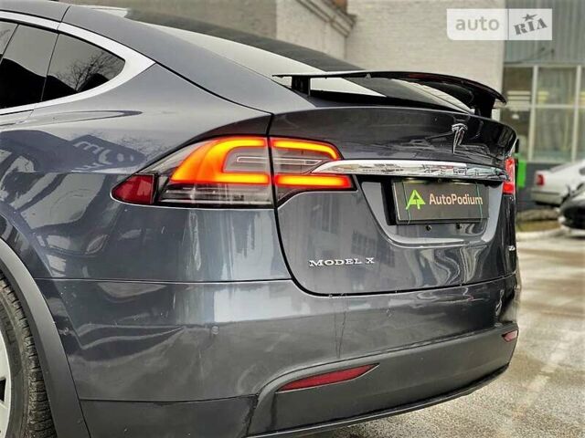 Сірий Тесла Модель Х, об'ємом двигуна 0 л та пробігом 48 тис. км за 47500 $, фото 13 на Automoto.ua