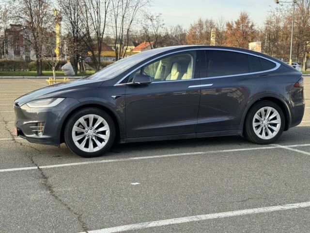 Серый Тесла Модель Х, объемом двигателя 0 л и пробегом 233 тыс. км за 17500 $, фото 9 на Automoto.ua