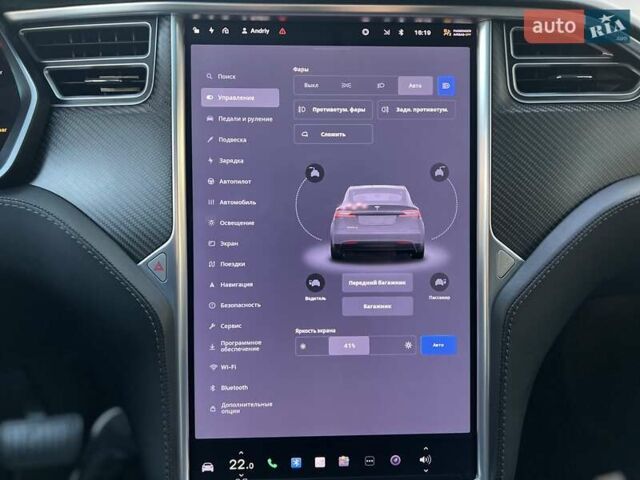 Серый Тесла Модель Х, объемом двигателя 0 л и пробегом 144 тыс. км за 28950 $, фото 41 на Automoto.ua
