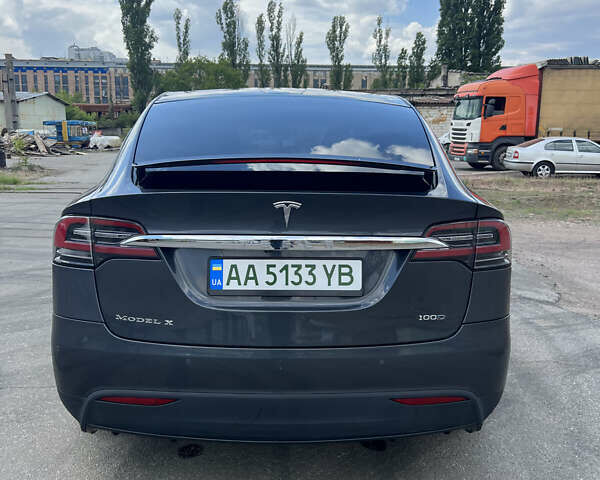 Сірий Тесла Модель Х, об'ємом двигуна 0 л та пробігом 114 тис. км за 35000 $, фото 57 на Automoto.ua
