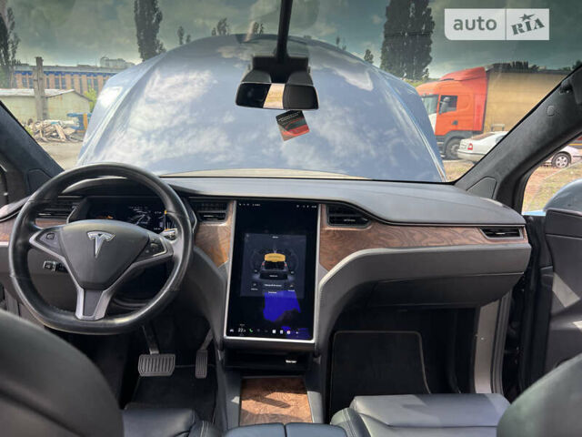 Сірий Тесла Модель Х, об'ємом двигуна 0 л та пробігом 114 тис. км за 35000 $, фото 46 на Automoto.ua