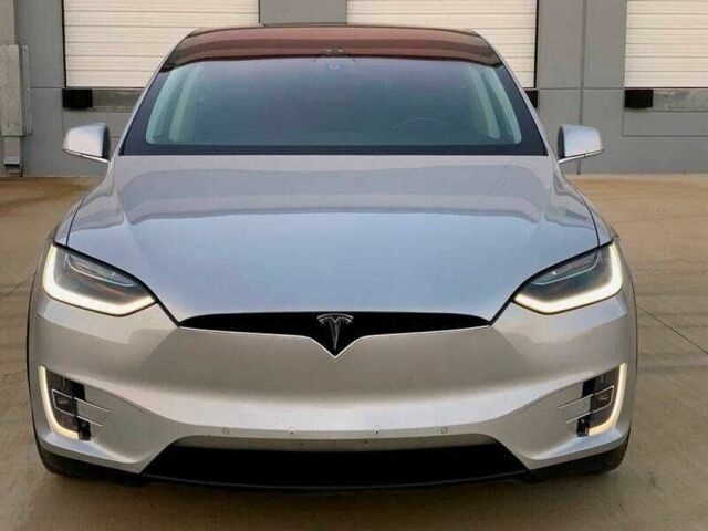 Сірий Тесла Модель Х, об'ємом двигуна 0 л та пробігом 32 тис. км за 7900 $, фото 7 на Automoto.ua