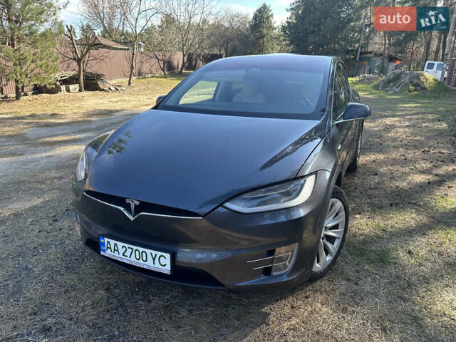 Сірий Тесла Модель Х, об'ємом двигуна 0 л та пробігом 185 тис. км за 27499 $, фото 5 на Automoto.ua
