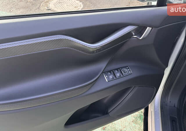 Сірий Тесла Модель Х, об'ємом двигуна 0 л та пробігом 102 тис. км за 29800 $, фото 19 на Automoto.ua