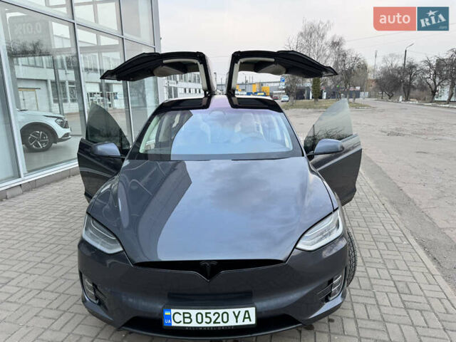 Серый Тесла Модель Х, объемом двигателя 0 л и пробегом 114 тыс. км за 48900 $, фото 33 на Automoto.ua