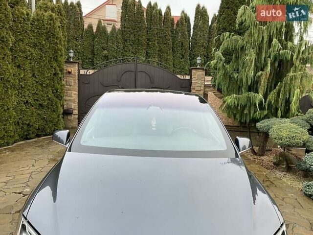 Серый Тесла Модель Х, объемом двигателя 0 л и пробегом 92 тыс. км за 26499 $, фото 11 на Automoto.ua