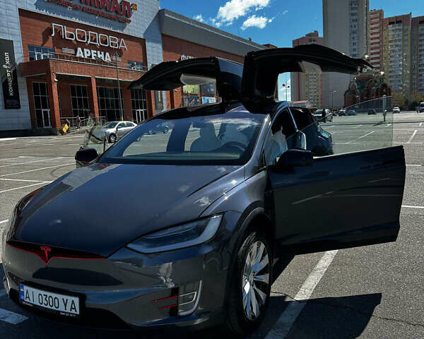 Тесла Модель Х 2019 у Києві на Automoto.ua Сірий Тесла Модель Х, об'ємом двигуна 0 л та пробігом 83 тис. км за 50000 $, фото 18 на Automoto.ua