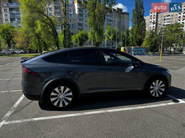 Тесла Модель Х 2019 у Києві на Automoto.ua Сірий Тесла Модель Х, об'ємом двигуна 0 л та пробігом 83 тис. км за 50000 $, фото 6 на Automoto.ua