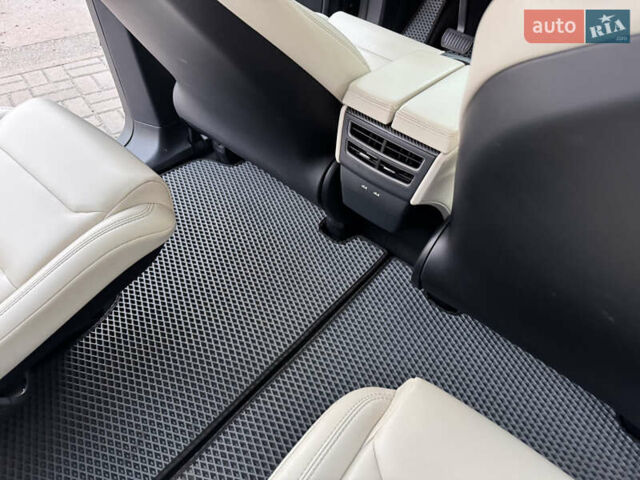 Серый Тесла Модель Х, объемом двигателя 0 л и пробегом 114 тыс. км за 43350 $, фото 26 на Automoto.ua