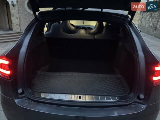 Серый Тесла Модель Х, объемом двигателя 0 л и пробегом 92 тыс. км за 26499 $, фото 21 на Automoto.ua