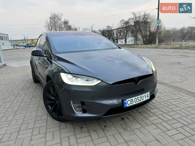 Серый Тесла Модель Х, объемом двигателя 0 л и пробегом 114 тыс. км за 48900 $, фото 1 на Automoto.ua