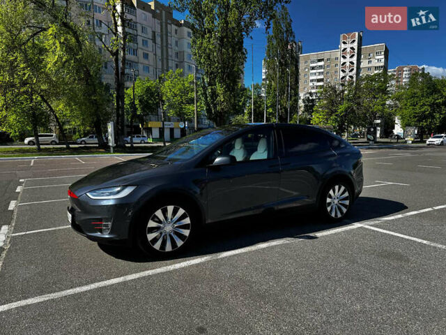 Тесла Модель Х 2019 у Києві на Automoto.ua Сірий Тесла Модель Х, об'ємом двигуна 0 л та пробігом 83 тис. км за 50000 $, фото 36 на Automoto.ua