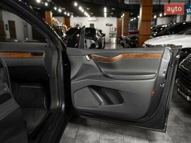 Тесла Модель Х 2019 в Одессе на Automoto.ua Серый Тесла Модель Х, объемом двигателя 0 л и пробегом 45 тыс. км за 29999 $, фото 22 на Automoto.ua
