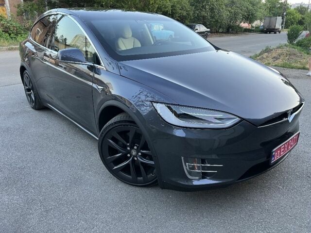 Тесла Модель Х 2019 в Харькове на Automoto.ua Серый Тесла Модель Х, объемом двигателя 0 л и пробегом 160 тыс. км за 22900 $, фото 4 на Automoto.ua