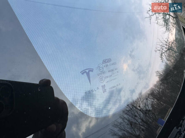 Серый Тесла Модель Х, объемом двигателя 0 л и пробегом 114 тыс. км за 43350 $, фото 49 на Automoto.ua
