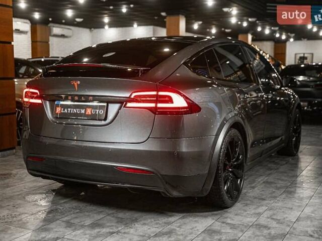 Тесла Модель Х 2019 в Одессе на Automoto.ua Серый Тесла Модель Х, объемом двигателя 0 л и пробегом 45 тыс. км за 29999 $, фото 18 на Automoto.ua