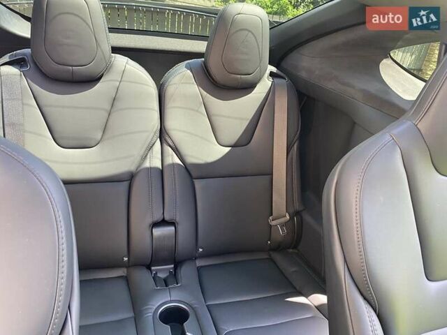 Серый Тесла Модель Х, объемом двигателя 0 л и пробегом 48 тыс. км за 62000 $, фото 15 на Automoto.ua