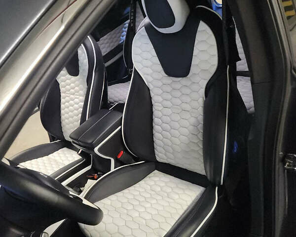 Сірий Тесла Модель Х, об'ємом двигуна 0 л та пробігом 38 тис. км за 37000 $, фото 11 на Automoto.ua