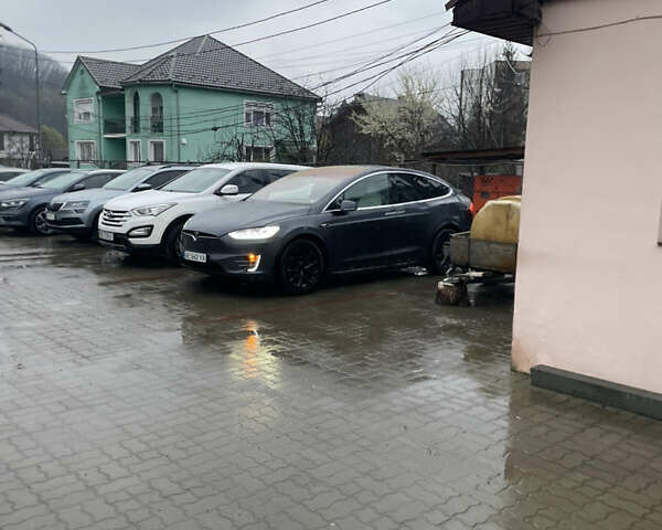 Сірий Тесла Модель Х, об'ємом двигуна 0 л та пробігом 11 тис. км за 35000 $, фото 1 на Automoto.ua