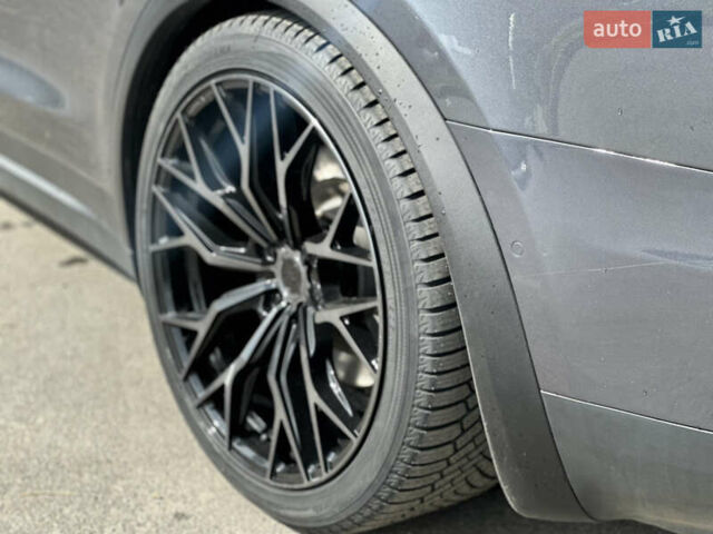 Серый Тесла Модель Х, объемом двигателя 0 л и пробегом 18 тыс. км за 33000 $, фото 5 на Automoto.ua