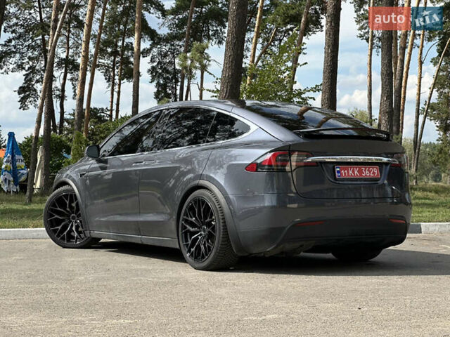 Серый Тесла Модель Х, объемом двигателя 0 л и пробегом 18 тыс. км за 33000 $, фото 2 на Automoto.ua