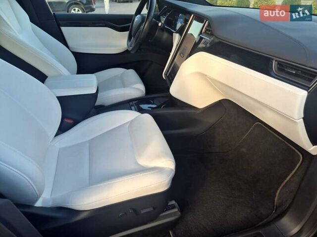 Сірий Тесла Модель Х, об'ємом двигуна 0 л та пробігом 128 тис. км за 32000 $, фото 18 на Automoto.ua