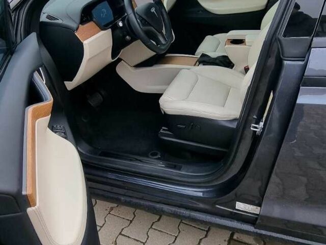 Сірий Тесла Модель Х, об'ємом двигуна 0 л та пробігом 100 тис. км за 39000 $, фото 14 на Automoto.ua