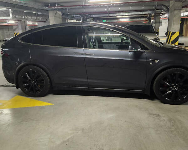 Сірий Тесла Модель Х, об'ємом двигуна 0 л та пробігом 38 тис. км за 37000 $, фото 1 на Automoto.ua