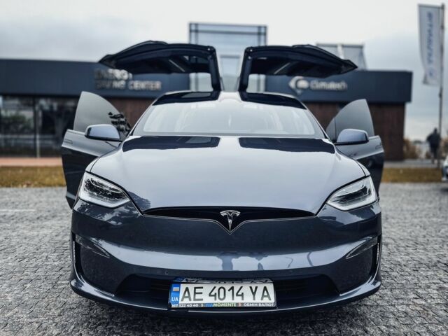 Сірий Тесла Модель Х, об'ємом двигуна 0 л та пробігом 58 тис. км за 49999 $, фото 6 на Automoto.ua