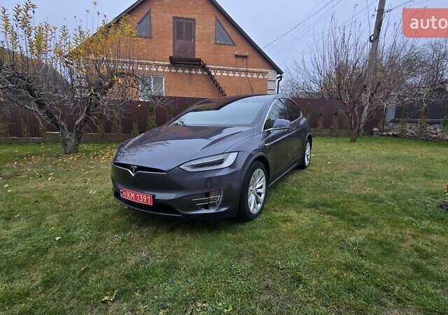 Серый Тесла Модель Х, объемом двигателя 0 л и пробегом 48 тыс. км за 33500 $, фото 1 на Automoto.ua