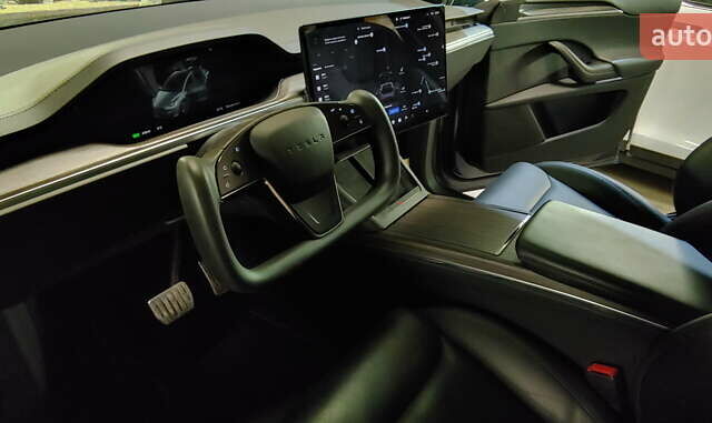 Серый Тесла Модель Х, объемом двигателя 0 л и пробегом 65 тыс. км за 39700 $, фото 1 на Automoto.ua