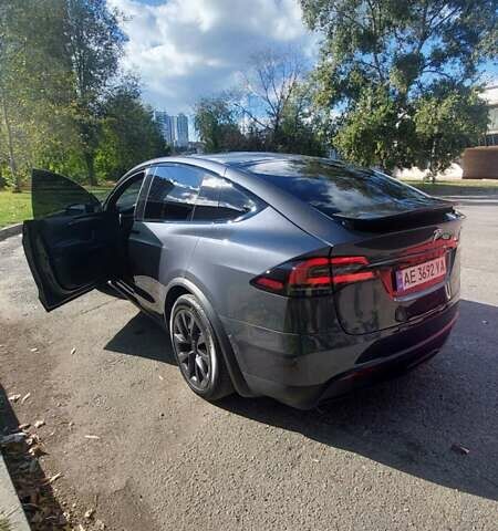 Сірий Тесла Модель Х, об'ємом двигуна 0 л та пробігом 40 тис. км за 46000 $, фото 3 на Automoto.ua