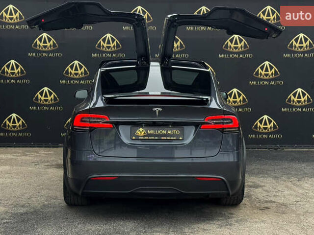 Серый Тесла Модель Х, объемом двигателя 0 л и пробегом 29 тыс. км за 47900 $, фото 6 на Automoto.ua