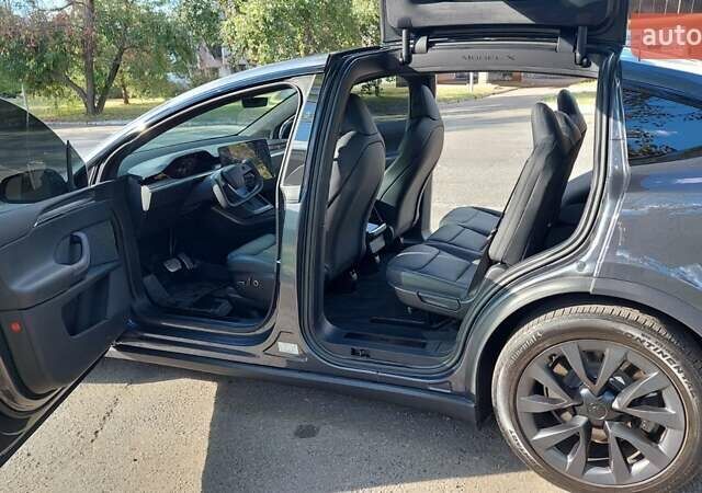 Сірий Тесла Модель Х, об'ємом двигуна 0 л та пробігом 40 тис. км за 46000 $, фото 5 на Automoto.ua