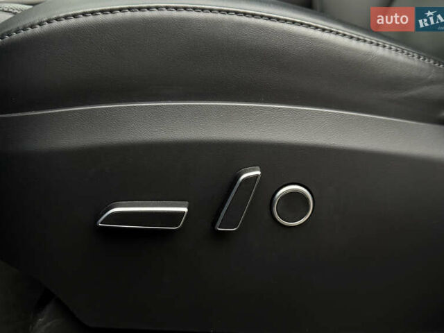 Серый Тесла Модель Х, объемом двигателя 0 л и пробегом 29 тыс. км за 47900 $, фото 18 на Automoto.ua