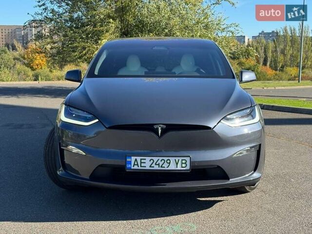 Серый Тесла Модель Х, объемом двигателя 0 л и пробегом 32 тыс. км за 55500 $, фото 6 на Automoto.ua