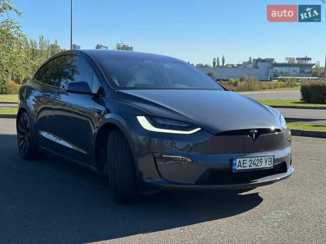 Серый Тесла Модель Х, объемом двигателя 0 л и пробегом 32 тыс. км за 55500 $, фото 7 на Automoto.ua