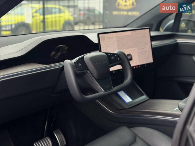 Серый Тесла Модель Х, объемом двигателя 0 л и пробегом 29 тыс. км за 47900 $, фото 11 на Automoto.ua