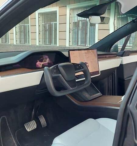 Серый Тесла Модель Х, объемом двигателя 0 л и пробегом 5 тыс. км за 52999 $, фото 69 на Automoto.ua