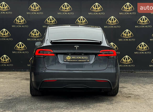 Серый Тесла Модель Х, объемом двигателя 0 л и пробегом 29 тыс. км за 47900 $, фото 5 на Automoto.ua