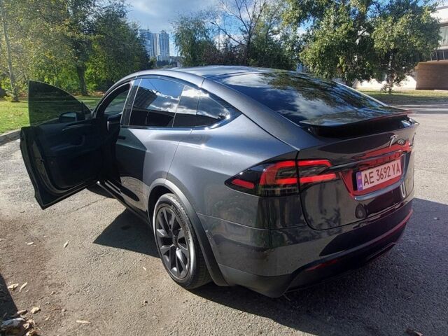Сірий Тесла Модель Х, об'ємом двигуна 0 л та пробігом 42 тис. км за 46000 $, фото 3 на Automoto.ua
