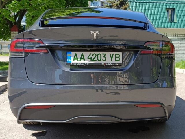 Сірий Тесла Модель Х, об'ємом двигуна 0 л та пробігом 5 тис. км за 60000 $, фото 5 на Automoto.ua