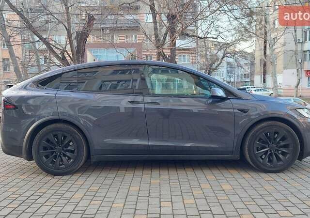 Серый Тесла Модель Х, объемом двигателя 0 л и пробегом 5 тыс. км за 52999 $, фото 14 на Automoto.ua