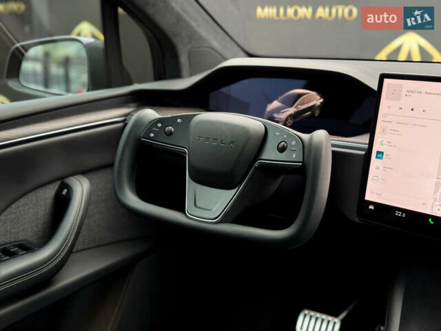 Серый Тесла Модель Х, объемом двигателя 0 л и пробегом 29 тыс. км за 47900 $, фото 19 на Automoto.ua