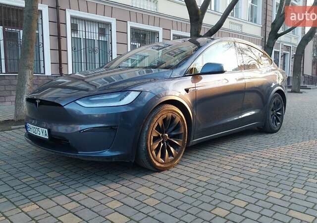 Серый Тесла Модель Х, объемом двигателя 0 л и пробегом 5 тыс. км за 52999 $, фото 10 на Automoto.ua